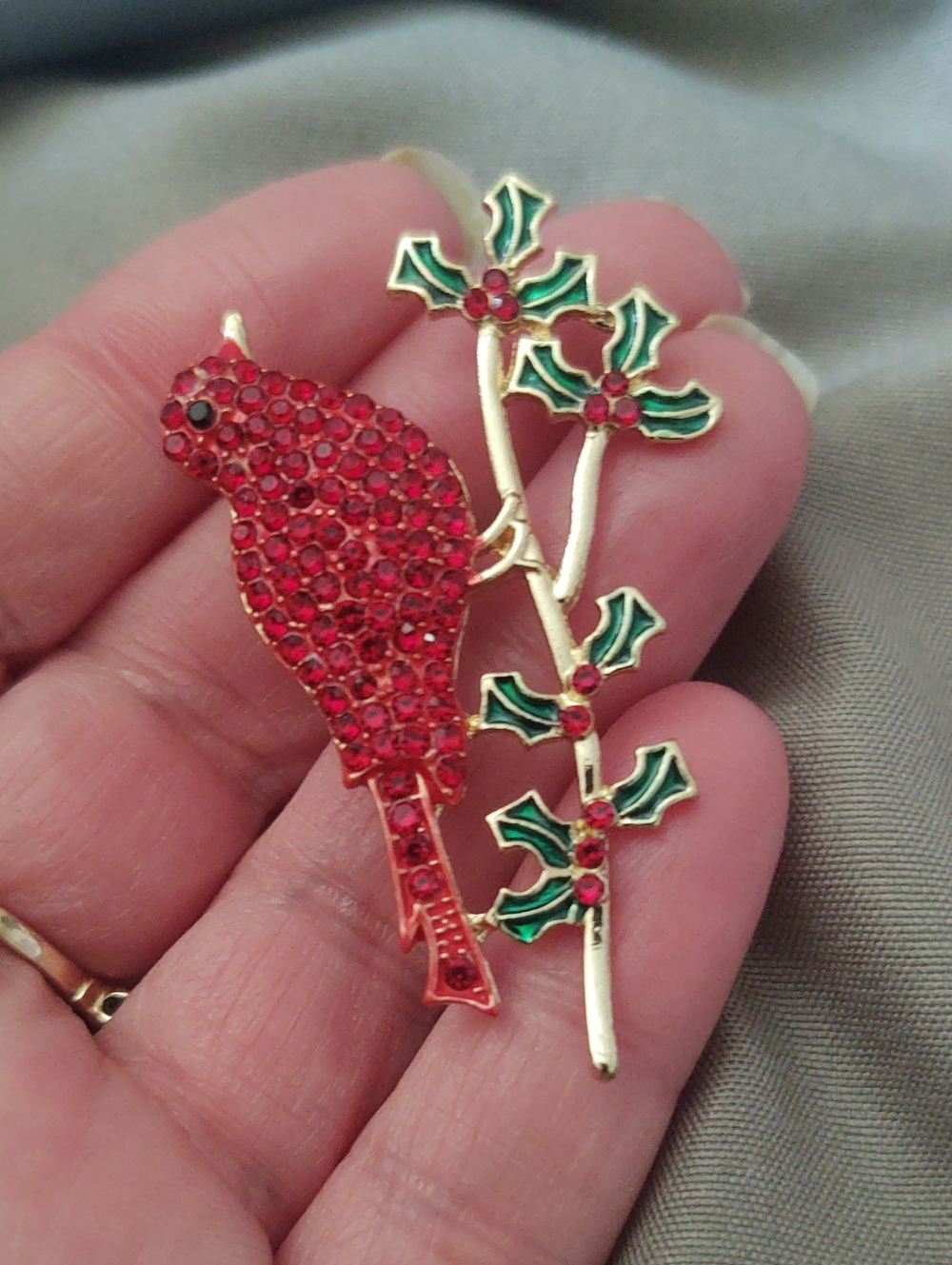 Red Rhinestone Bird Brooch - Picture 2 of 4